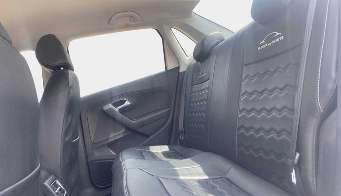 2019 Volkswagen Ameo HIGHLINE PLUS 1.5L AT 16 ALLOY, Diesel, Automatic, 21,960 km, Right Side Rear Door Cabin