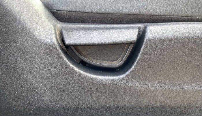 2021 Hyundai NEW SANTRO SPORTZ AMT, Petrol, Automatic, 3,806 km, Driver Side Adjustment Panel