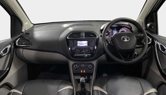 2018 Tata Tiago XZ PETROL, Petrol, Manual, 42,107 km, Dashboard