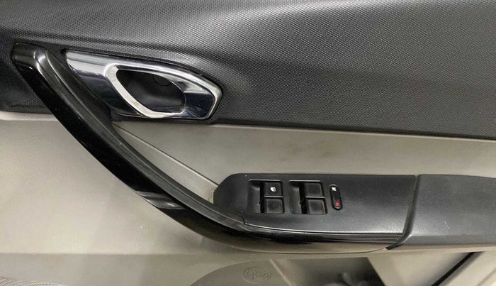 2018 Tata Tiago XZ PETROL, Petrol, Manual, 42,107 km, Driver Side Door Panels Control
