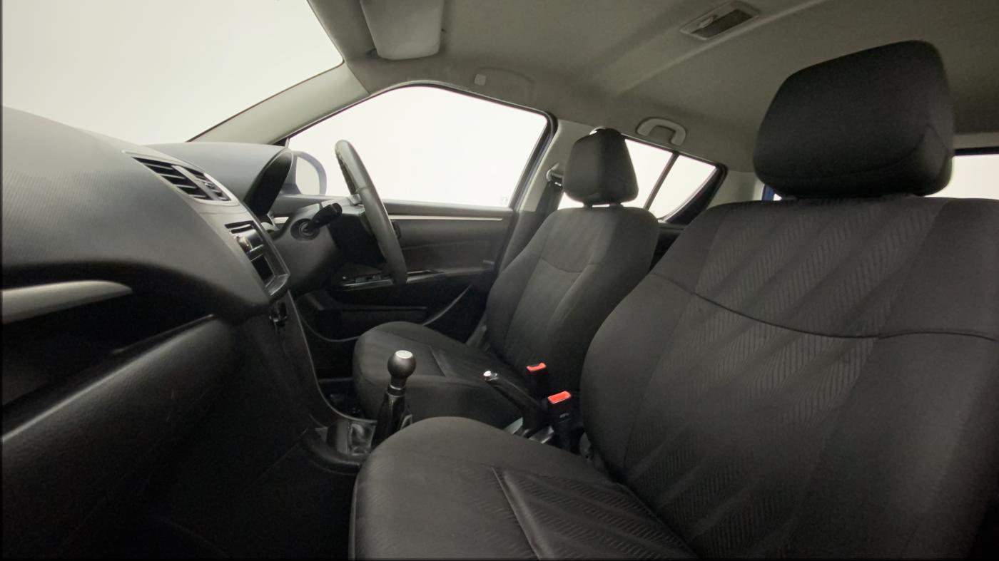 2012 Maruti Swift VDI, Diesel, Manual, 88,170 km, Right Side Front Door Cabin