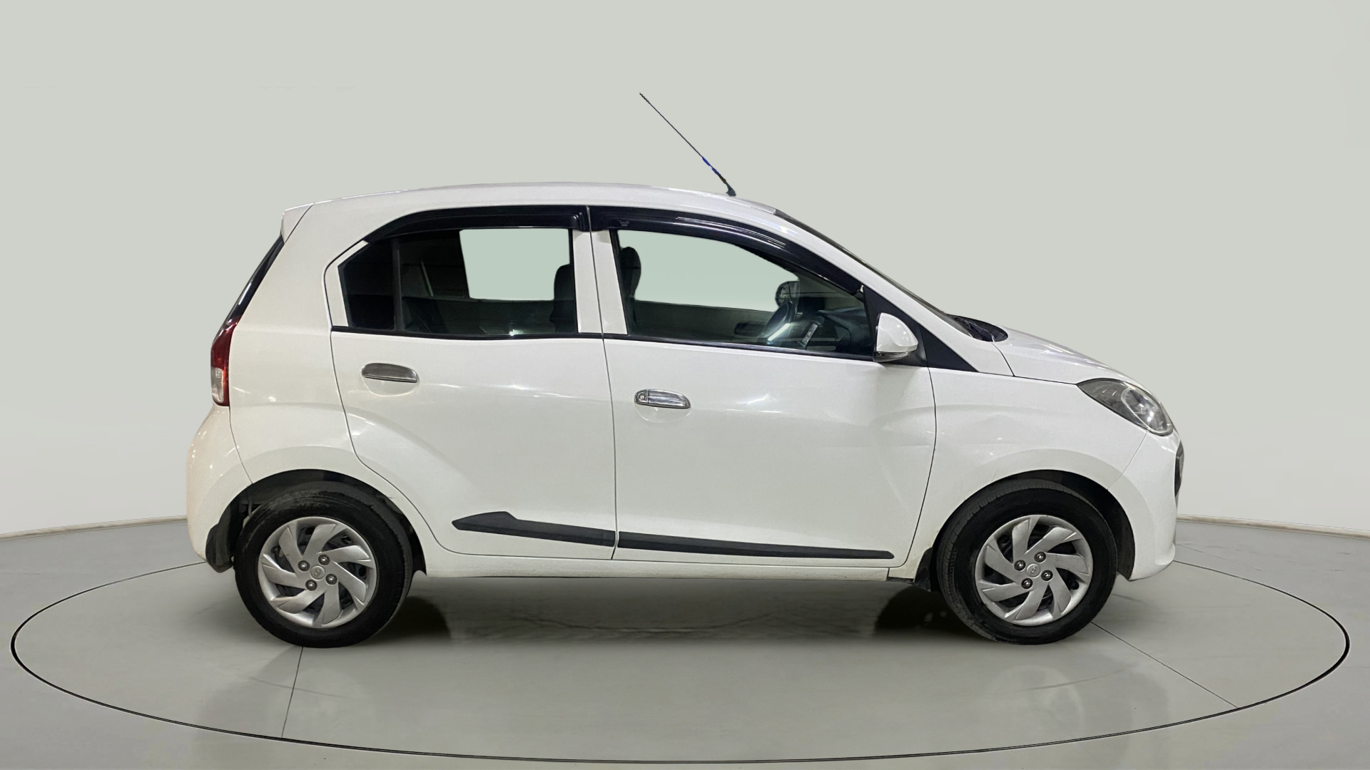 2020 Hyundai NEW SANTRO SPORTZ MT, Petrol, Manual, 19,671 km, Right Side View