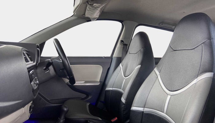 2018 Maruti Alto K10 VXI (O), Petrol, Manual, 43,447 km, Right Side Front Door Cabin