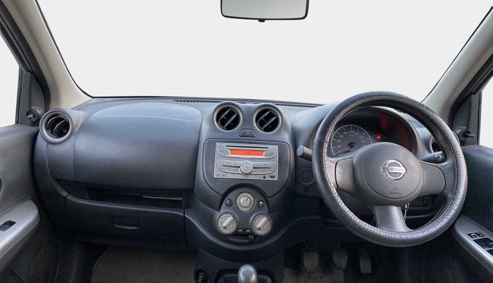 2017 Nissan Micra Active XV, Petrol, Manual, 71,682 km, Dashboard