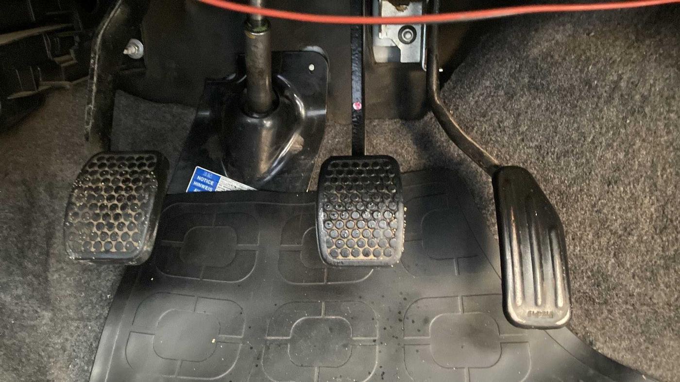 2013 Maruti Alto K10 LXI, Petrol, Manual, 39,716 km, Pedals