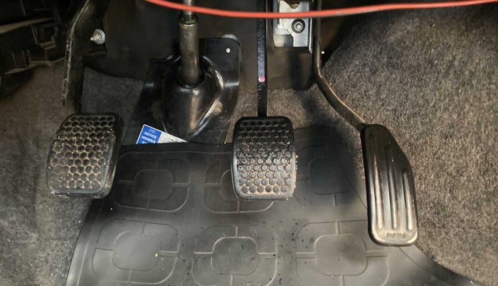 2013 Maruti Alto K10 LXI, Petrol, Manual, 39,716 km, Pedals