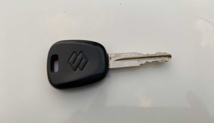 2013 Maruti Alto K10 LXI, Petrol, Manual, 39,716 km, Key Close Up