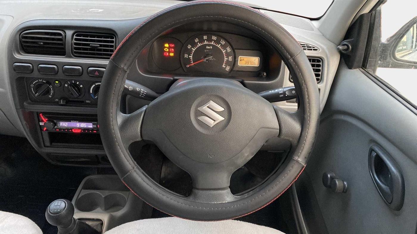 2013 Maruti Alto K10 LXI, Petrol, Manual, 39,716 km, Steering Wheel Close Up