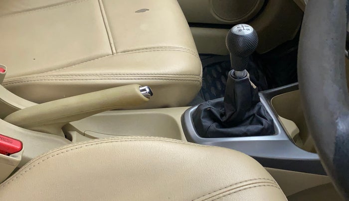2012 Honda City 1.5L I-VTEC V MT, Petrol, Manual, 1,12,923 km, Gear lever - Boot cover slightly torn