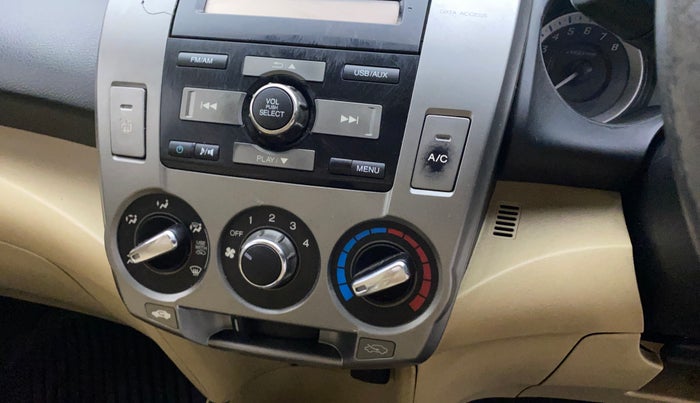 2012 Honda City 1.5L I-VTEC V MT, Petrol, Manual, 1,12,923 km, AC Unit - Main switch light not functional