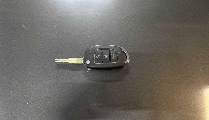 2021 Hyundai NEW I20 SPORTZ 1.5 MT, Diesel, Manual, 29,367 km, Key Close Up