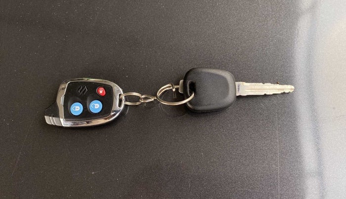 2014 Maruti Alto 800 LXI, Petrol, Manual, 58,436 km, Key Close Up