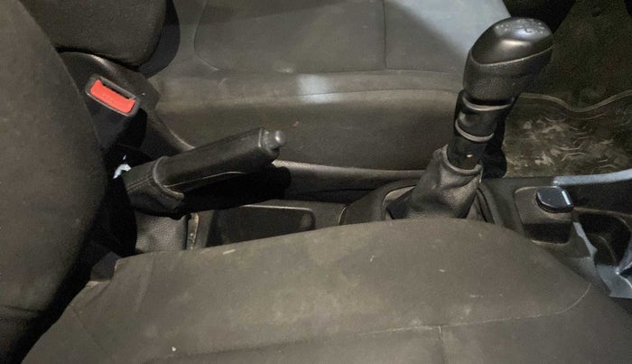 2018 Renault Kwid RXL, Petrol, Manual, 59,639 km, Gear Lever