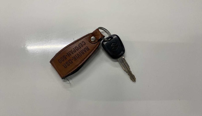 2019 Maruti Alto K10 VXI, CNG, Manual, 95,589 km, Key Close Up
