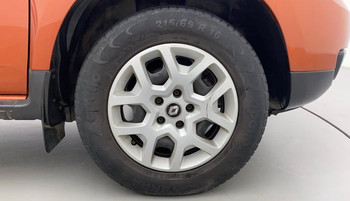 2016 Renault Duster 85 PS RXE DIESEL, Diesel, Manual, 73,848 km, Right Front Wheel