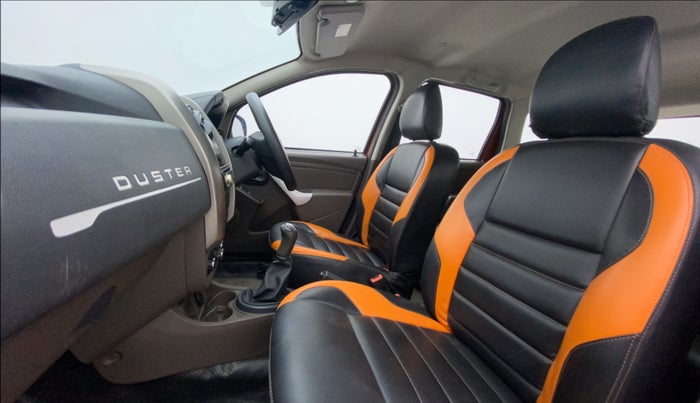 2016 Renault Duster 85 PS RXE DIESEL, Diesel, Manual, 73,848 km, Right Side Front Door Cabin