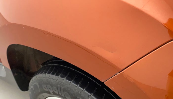2016 Renault Duster 85 PS RXE DIESEL, Diesel, Manual, 73,848 km, Left quarter panel - Slightly dented