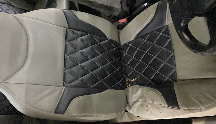 2015 Maruti Celerio VXI, Petrol, Manual, 35,915 km, Driver seat - Seat minor damage