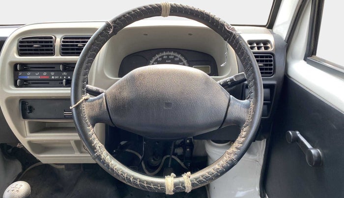 2018 Maruti Eeco 5 STR WITH A/C+HTR, Petrol, Manual, 17,924 km, Steering Wheel Close Up