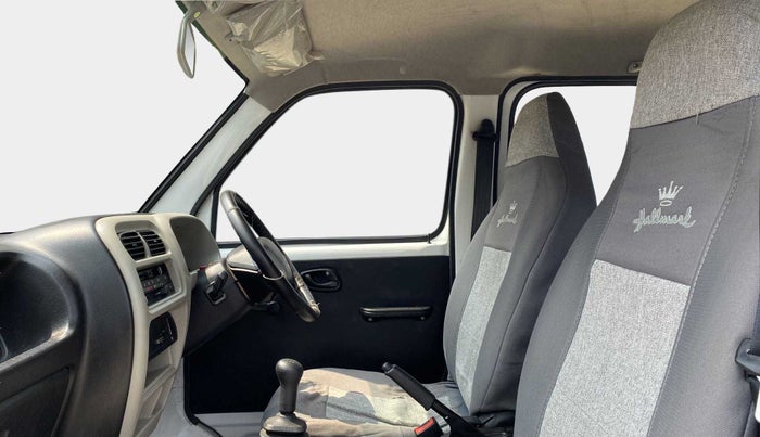 2018 Maruti Eeco 5 STR WITH A/C+HTR, Petrol, Manual, 17,924 km, Right Side Front Door Cabin