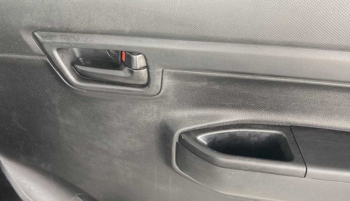 2022 Maruti S PRESSO VXI+, Petrol, Manual, 7,889 km, Driver Side Door Panels Control