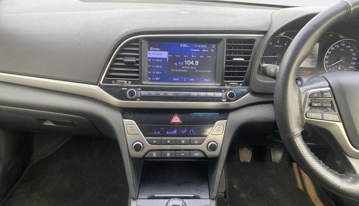 2016 Hyundai New Elantra 2.0 SX MT PETROL, Petrol, Manual, 74,403 km, Air Conditioner