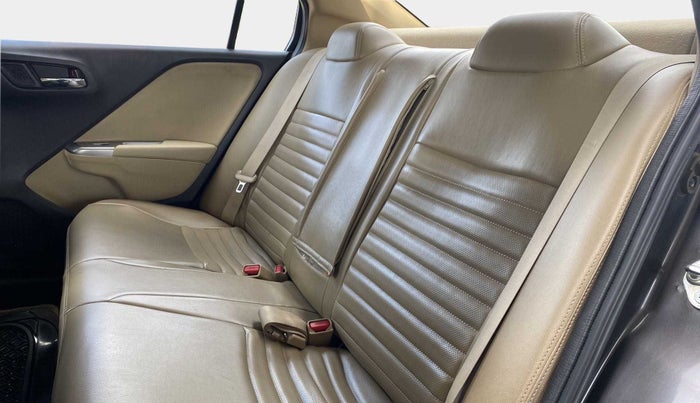 2014 Honda City 1.5L I-DTEC V, Diesel, Manual, 80,819 km, Right Side Rear Door Cabin