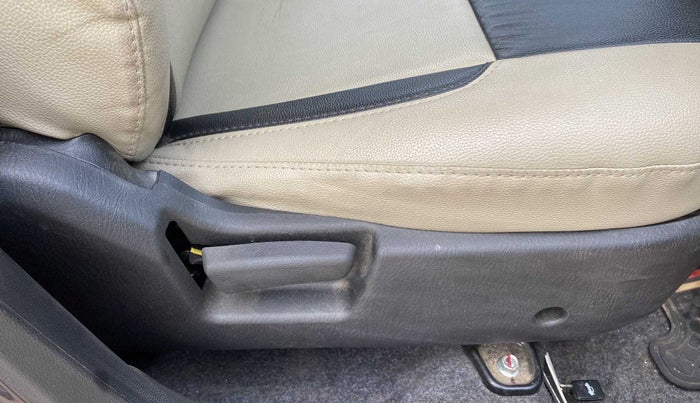 2020 Maruti Alto LXI, Petrol, Manual, 21,150 km, Driver Side Adjustment Panel