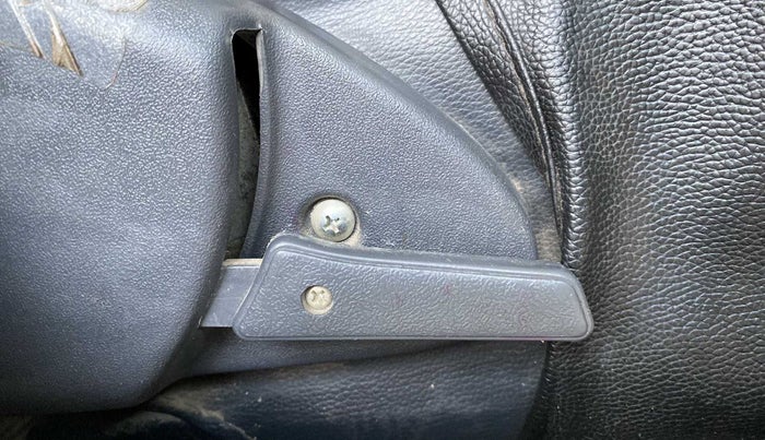 2018 Maruti Alto 800 LXI O, Petrol, Manual, 49,997 km, Driver Side Adjustment Panel