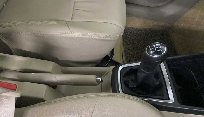 2020 Maruti Dzire VXI, Petrol, Manual, 8,968 km, Gear Lever