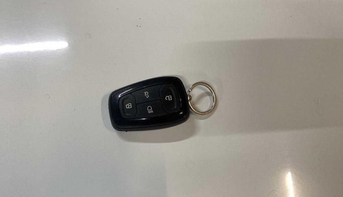 2018 Tata NEXON XZA PLUS PETROL, Petrol, Automatic, 42,647 km, Key Close Up