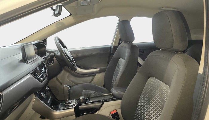 2018 Tata NEXON XZA PLUS PETROL, Petrol, Automatic, 42,647 km, Right Side Front Door Cabin