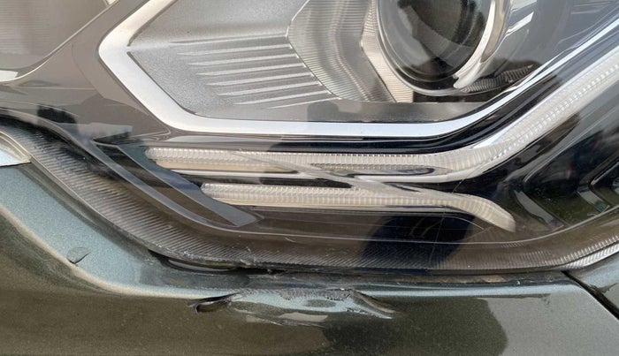 2022 Tata NEXON XMA SUNROOF PETROL, Petrol, Automatic, 6,249 km, Left headlight - Clamp has minor damage