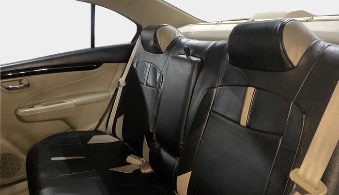 2018 Maruti Ciaz ZETA 1.4  MT PETROL, Petrol, Manual, 23,209 km, Right Side Rear Door Cabin