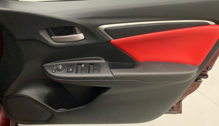 2015 Honda Jazz 1.2L I-VTEC V AT, Petrol, Automatic, 53,306 km, Driver Side Door Panels Control