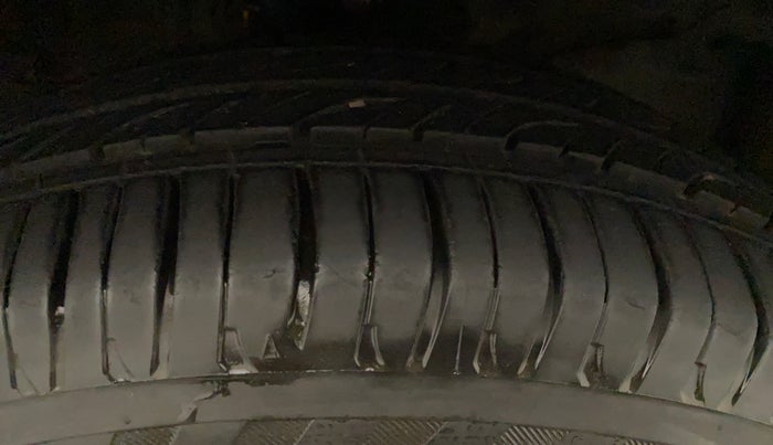 2015 Honda Jazz 1.2L I-VTEC V AT, Petrol, Automatic, 53,306 km, Right Front Tyre Tread