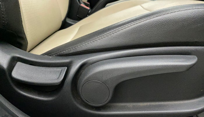2020 Hyundai Verna SX (O) 1.5 CRDI AT, Diesel, Automatic, 91,500 km, Driver Side Adjustment Panel