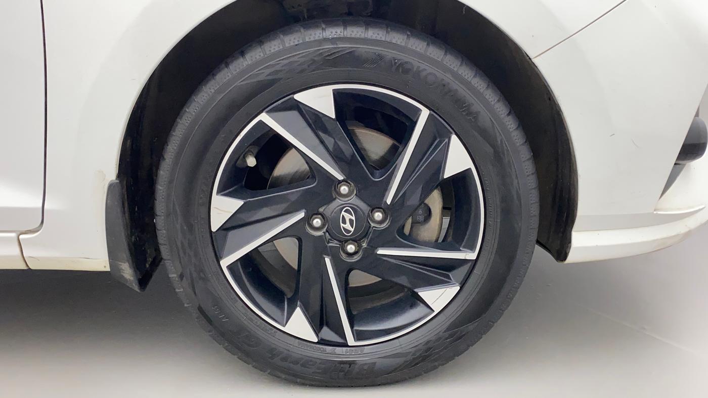 2020 Hyundai Verna SX (O) 1.5 CRDI AT, Diesel, Automatic, 91,500 km, Right Front Wheel