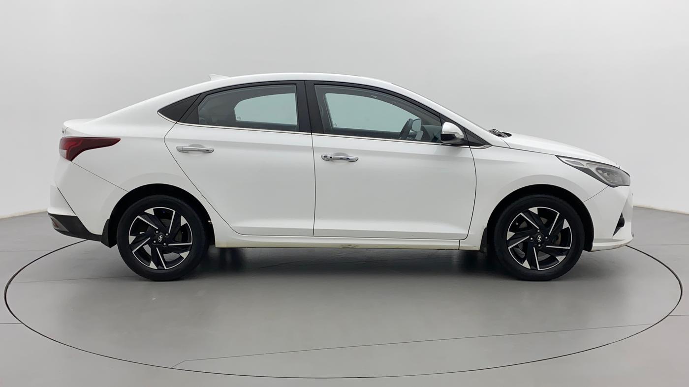2020 Hyundai Verna SX (O) 1.5 CRDI AT, Diesel, Automatic, 91,500 km, Right Side View