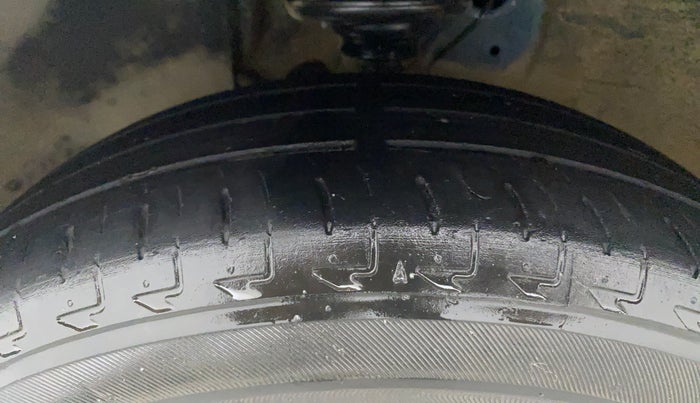 2022 Maruti IGNIS ZETA 1.2, Petrol, Manual, 37,130 km, Left Front Tyre Tread