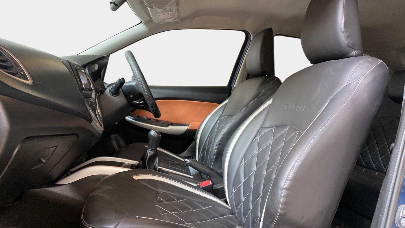 2016 Maruti Baleno DELTA PETROL 1.2, Petrol, Manual, 39,164 km, Right Side Front Door Cabin