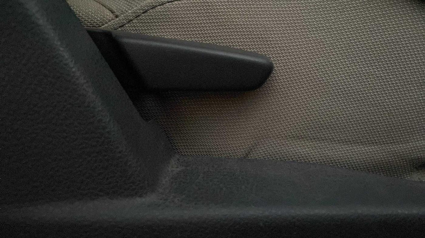 2014 Renault Duster 110 PS RXZ DIESEL, Diesel, Manual, 92,729 km, Driver Side Adjustment Panel