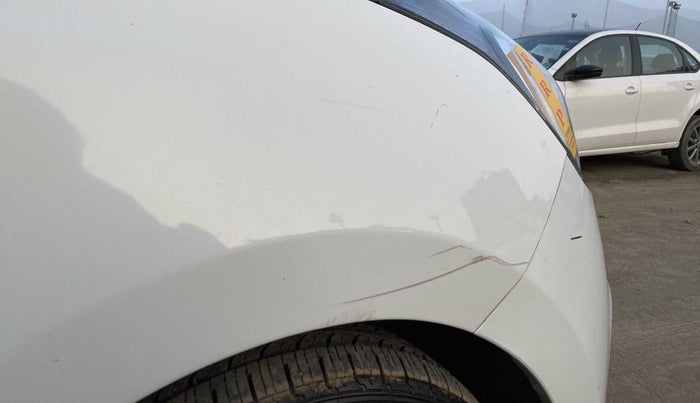 2016 Hyundai Xcent S 1.2 SPECIAL EDITION, CNG, Manual, 51,015 km, Right fender - Minor scratches