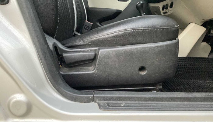 2021 Maruti Alto LXI O, Petrol, Manual, 6,148 km, Driver Side Adjustment Panel