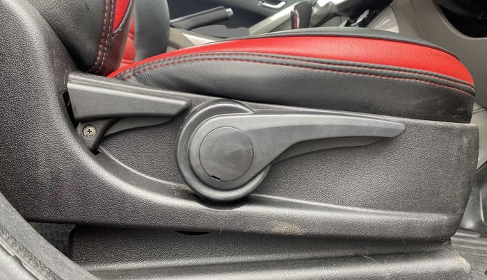 2019 Tata NEXON XZA PLUS PETROL, Petrol, Automatic, 74,168 km, Driver Side Adjustment Panel