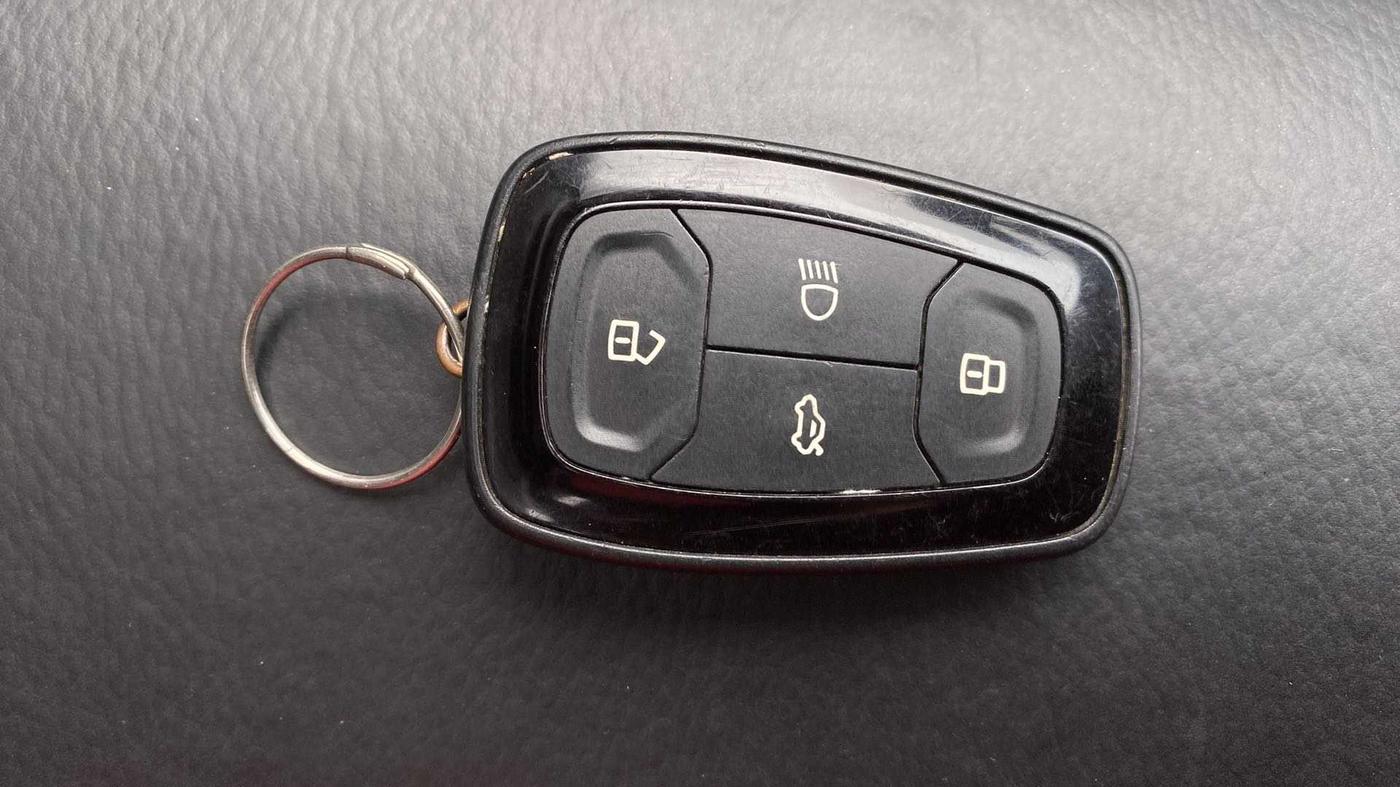 2019 Tata NEXON XZA PLUS PETROL, Petrol, Automatic, 74,168 km, Key Close Up