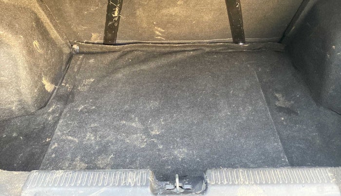 2018 Maruti Dzire ZDI, Diesel, Manual, 68,367 km, Boot Inside