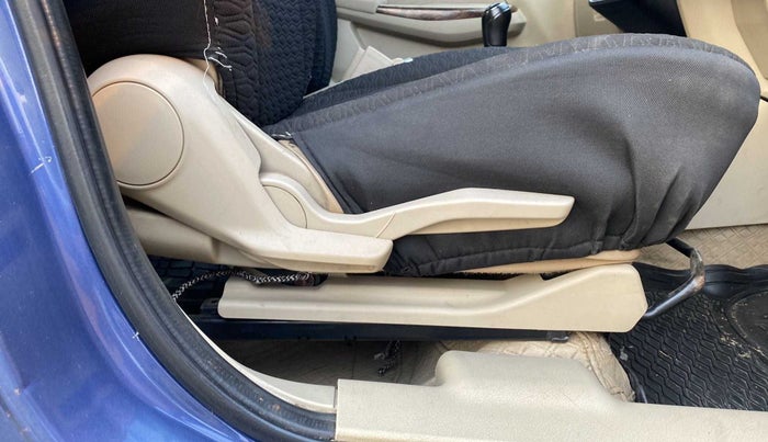 2018 Maruti Dzire ZDI, Diesel, Manual, 68,367 km, Driver Side Adjustment Panel