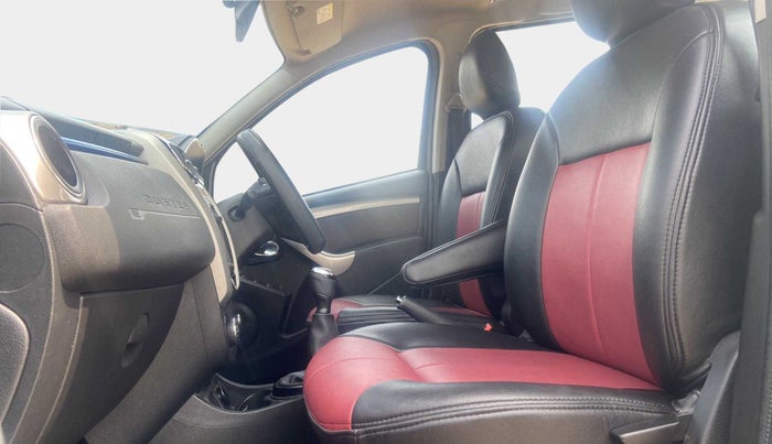 2020 Renault Duster RXZ 1.5 PETROL MT, Petrol, Manual, 15,325 km, Right Side Front Door Cabin
