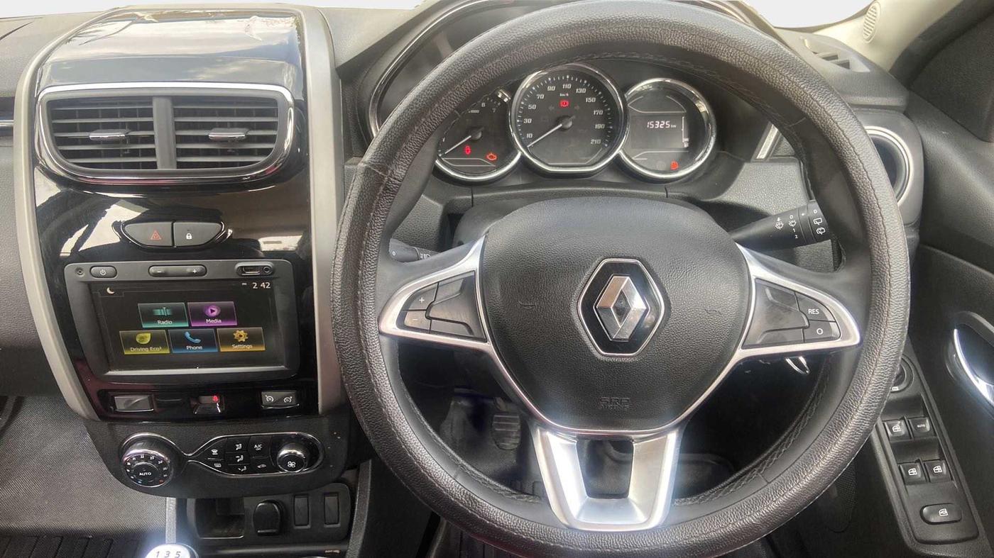 2020 Renault Duster RXZ 1.5 PETROL MT, Petrol, Manual, 15,325 km, Steering Wheel Close Up